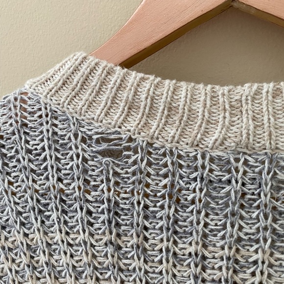 Women’s American Eagle Multi-colored Oversized Striped Crew Neck Sweater Size S - Picture 9 of 9